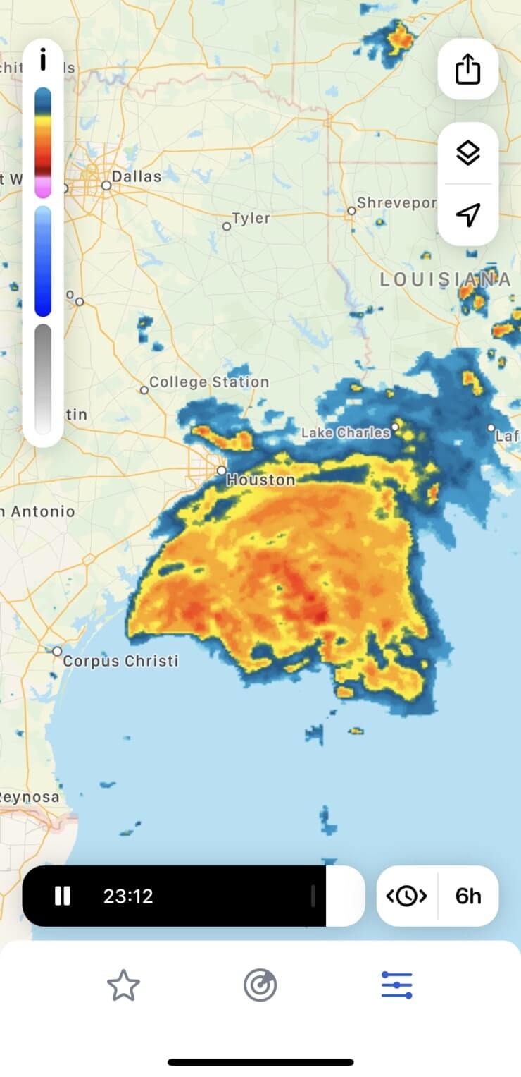 Hurricane Nicholas at the Rainviewer hurricane tracker radar.