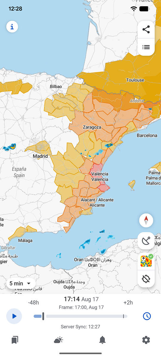 Official AEMET warnings over eastern Spain on the RainViewer map, with the province of Valencia in red and the Mediterranean coast in orange